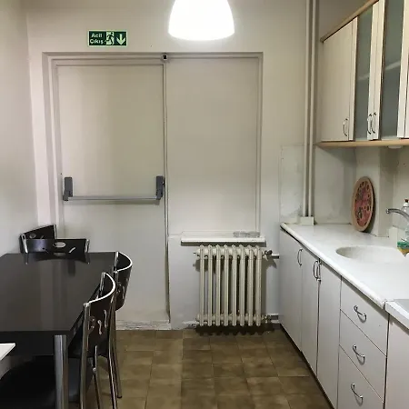 Kerem Family Apart Apartamento